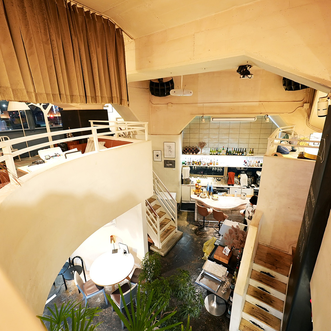 レストランアートコーディネート